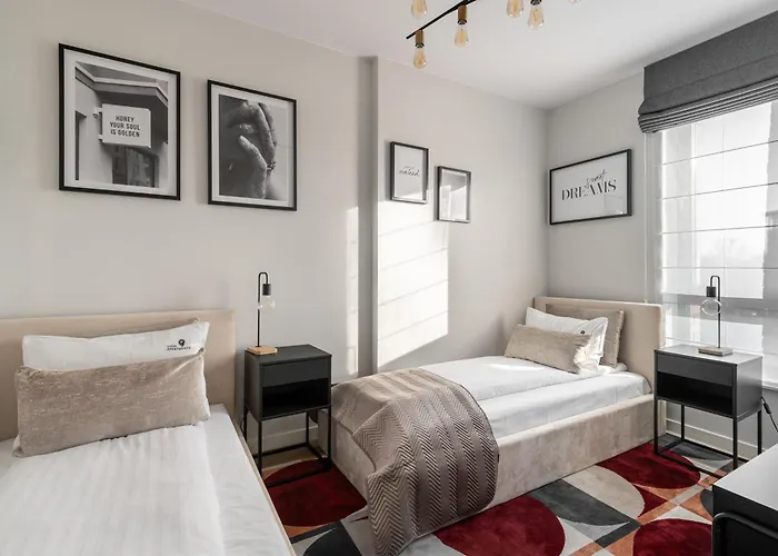 Scala 60E City Center Premium Apartments With Parking By Lion Apartments