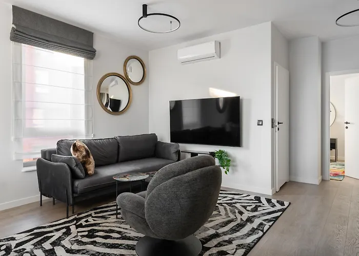Scala 60E City Center Premium Apartments With Parking By Lion Apartments