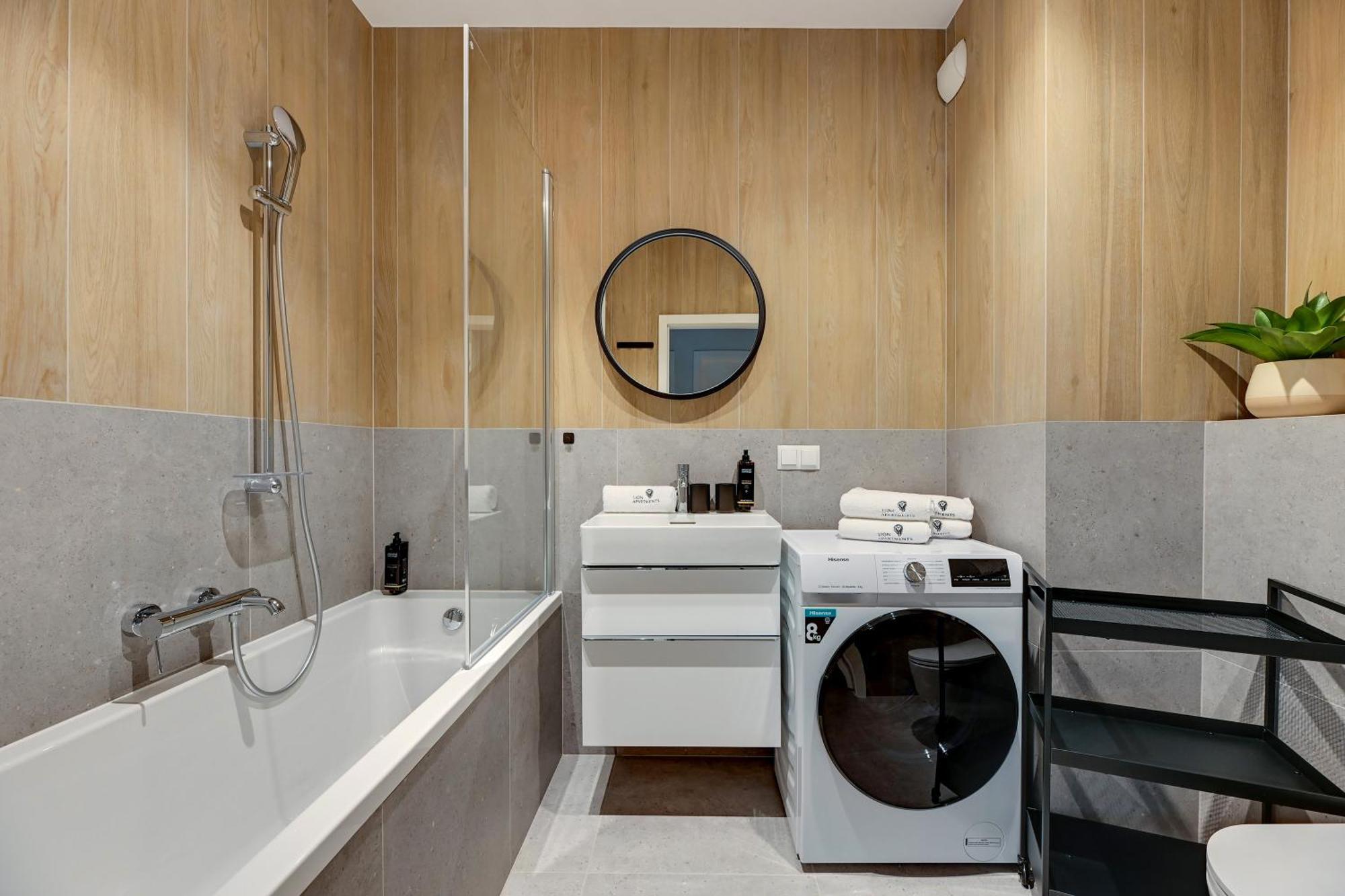 Scala Center Premium With Parking By Lion Apartment