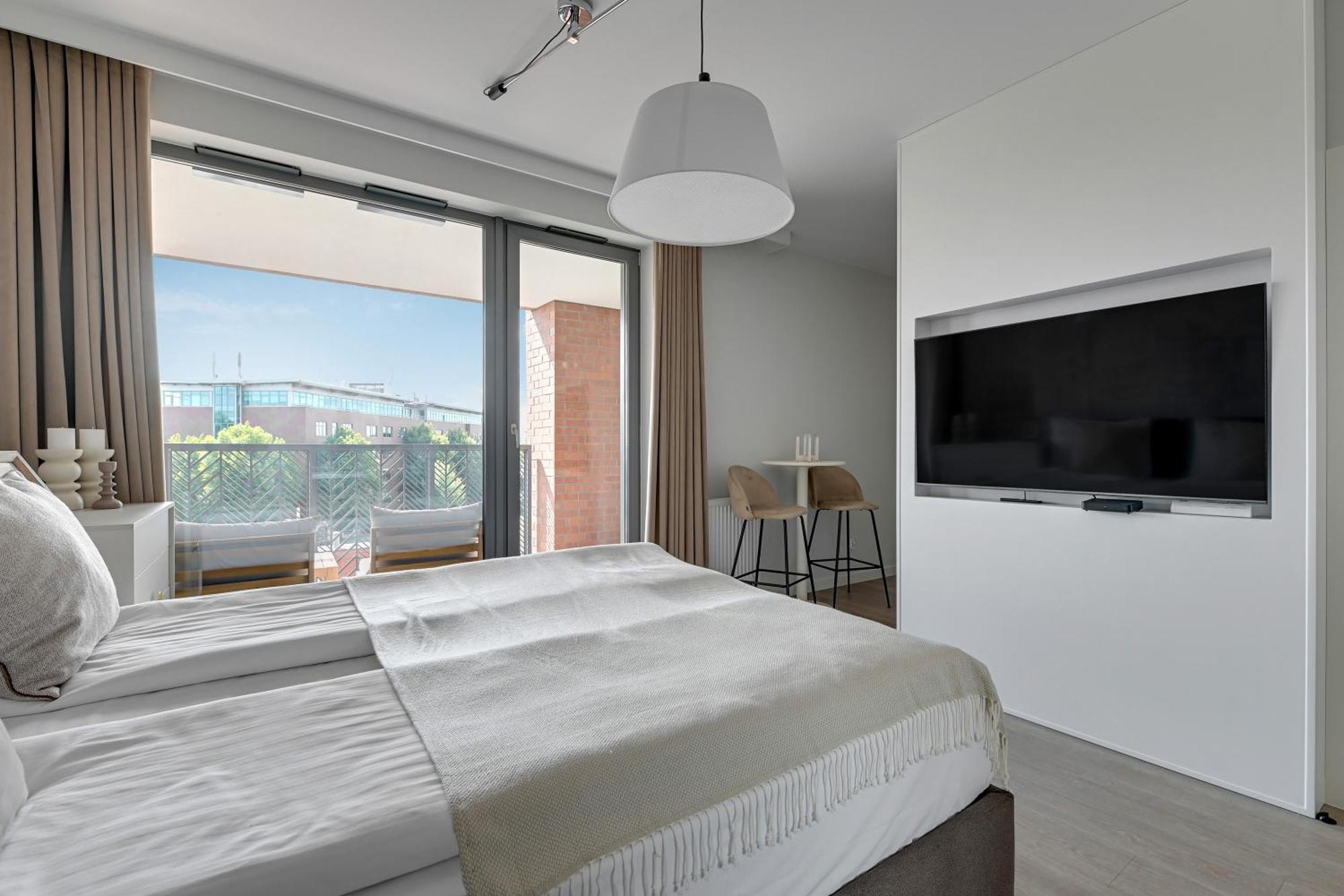 Scala Center Premium With Parking By Lion Apartmán